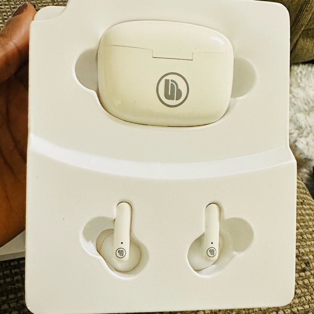 Sound Core True Wireless Bluetooth Earbuds - Picture 11 of 15